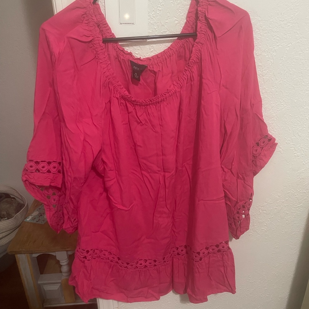 Intro. Vibrant Pink Blouse with Lace Accents